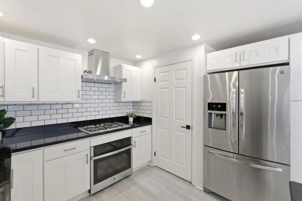 1902 Jameston Lane Daly City, CA 94014