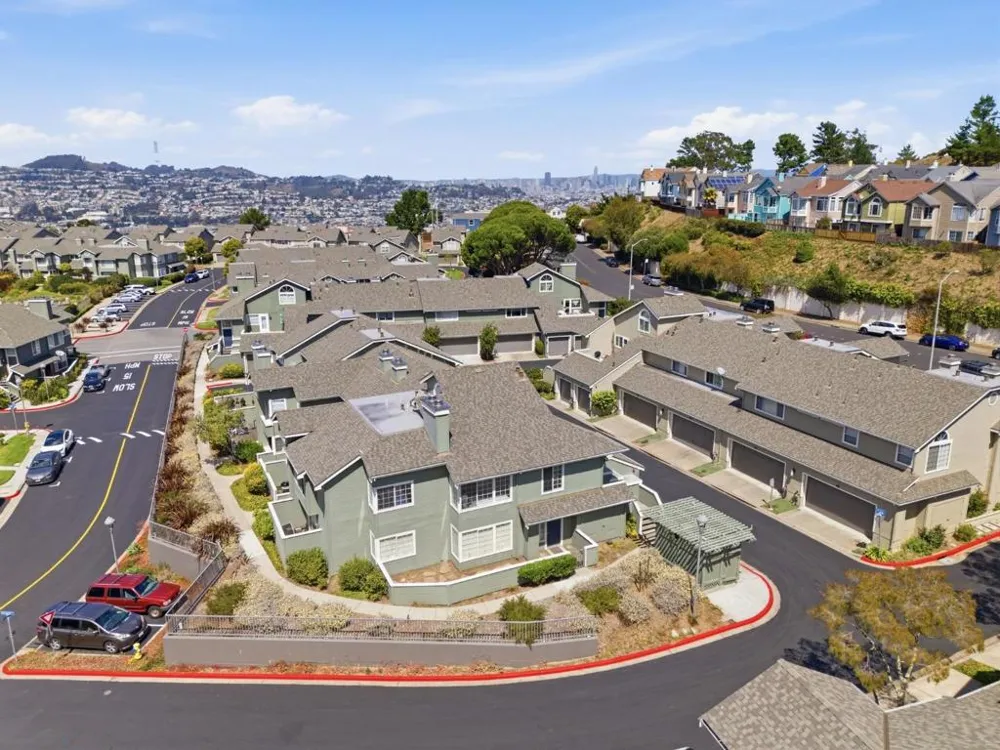 1902 Jameston Lane Daly City, CA 94014