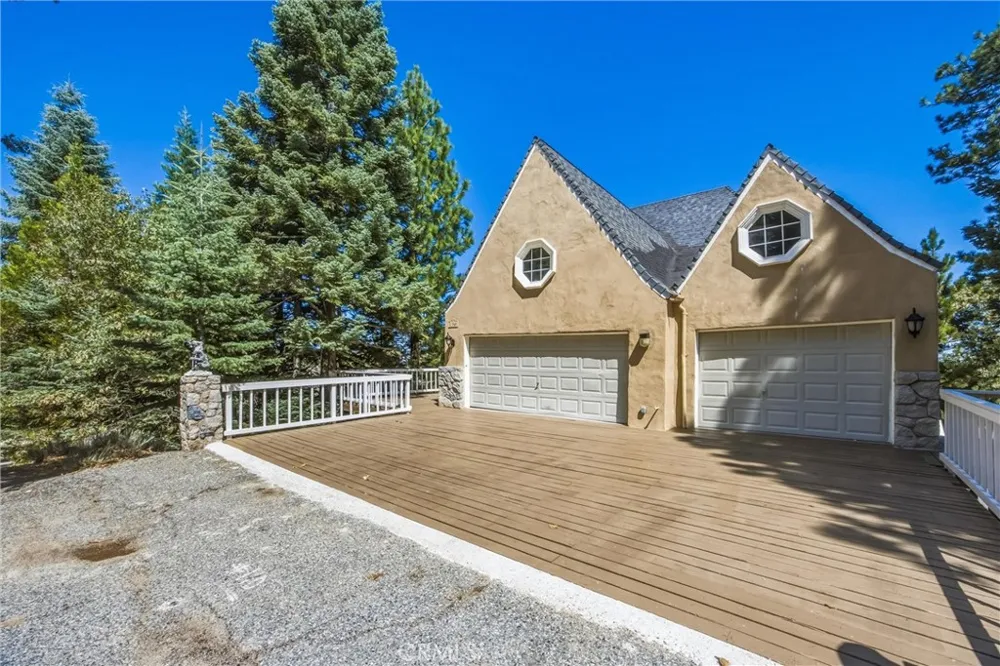 299 Fairway Lake Arrowhead, CA 92352
