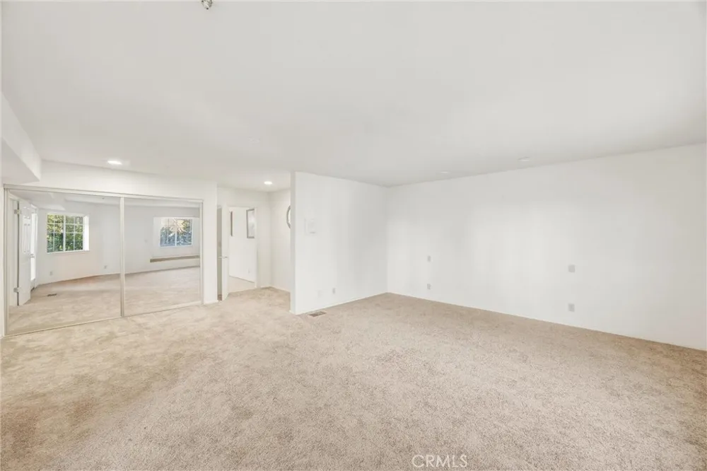 299 Fairway Lake Arrowhead, CA 92352