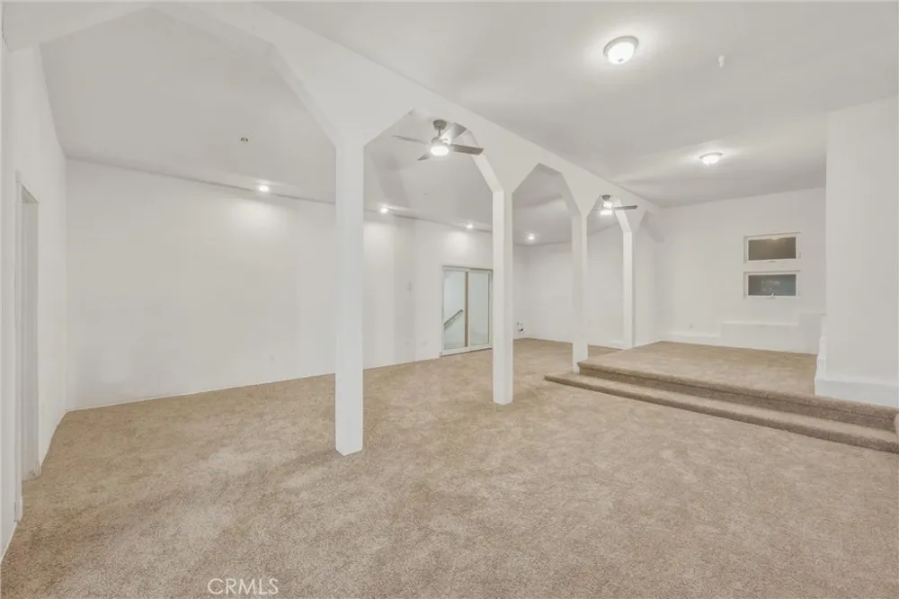 299 Fairway Lake Arrowhead, CA 92352