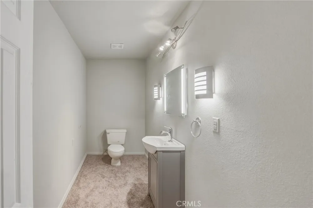 299 Fairway Lake Arrowhead, CA 92352