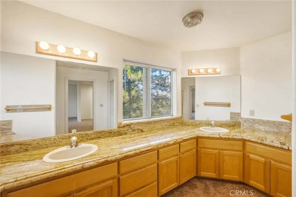 299 Fairway Lake Arrowhead, CA 92352