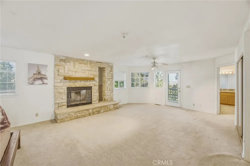 299 Fairway Lake Arrowhead, CA 92352
