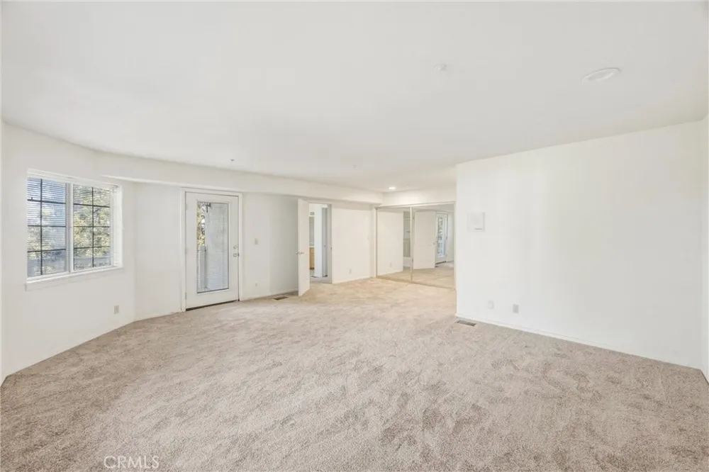 299 Fairway Lake Arrowhead, CA 92352