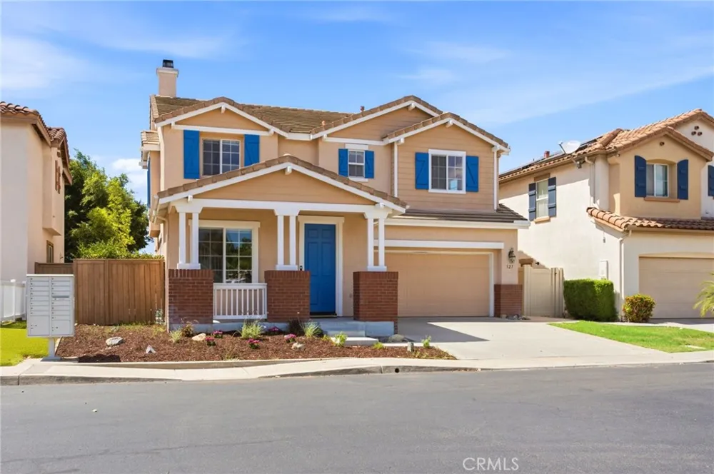 327 Alamo Way Oceanside, CA 92057