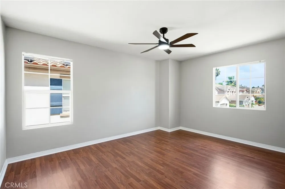 327 Alamo Way Oceanside, CA 92057