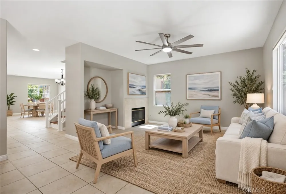327 Alamo Way Oceanside, CA 92057