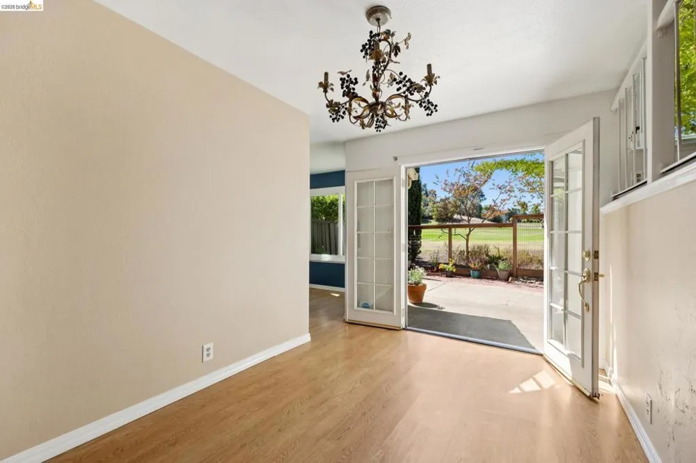 345 Kinross Dr. Walnut Creek, CA 94958