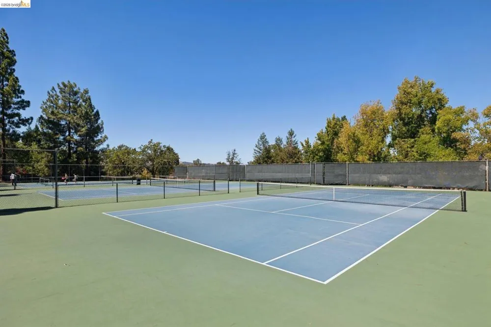 345 Kinross Dr. Walnut Creek, CA 94958