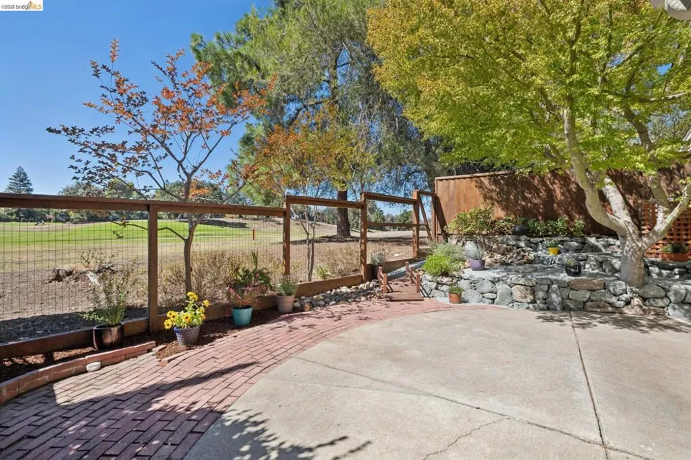 345 Kinross Dr. Walnut Creek, CA 94958
