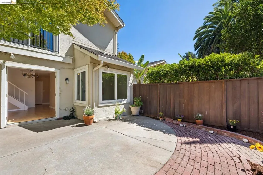 345 Kinross Dr. Walnut Creek, CA 94958