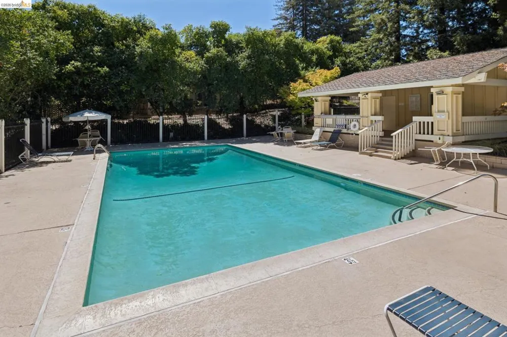 345 Kinross Dr. Walnut Creek, CA 94958
