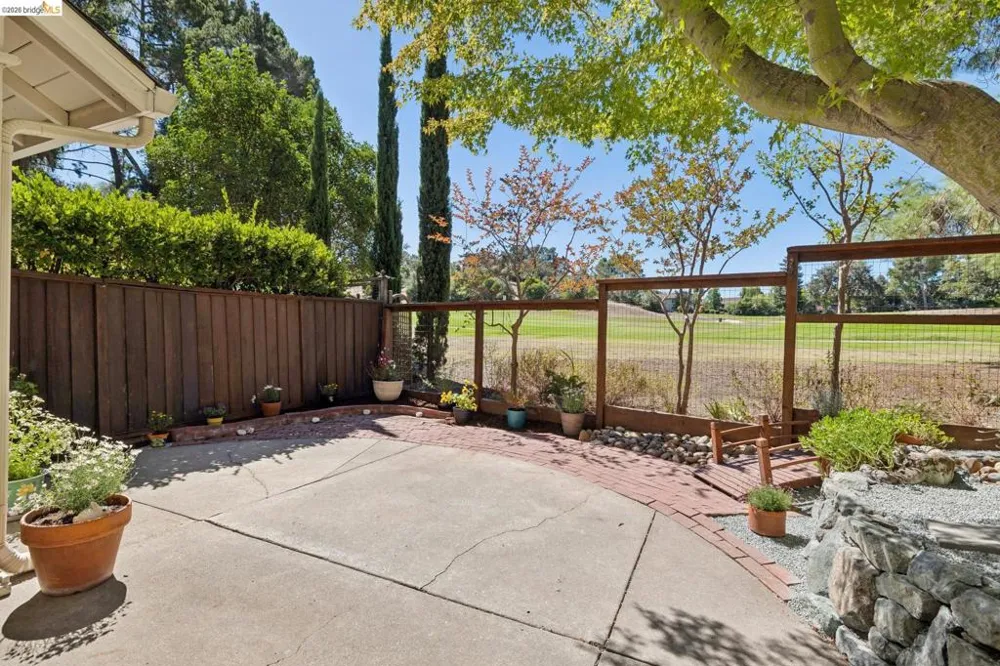 345 Kinross Dr. Walnut Creek, CA 94958