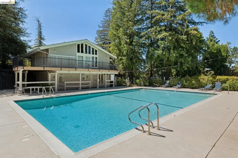 345 Kinross Dr. Walnut Creek, CA 94958
