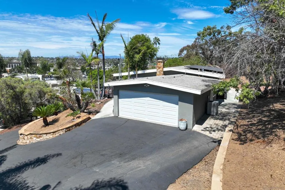 163 Ocean View Vista, CA 92084