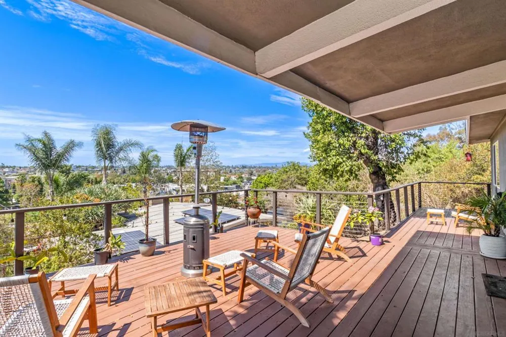 163 Ocean View Vista, CA 92084