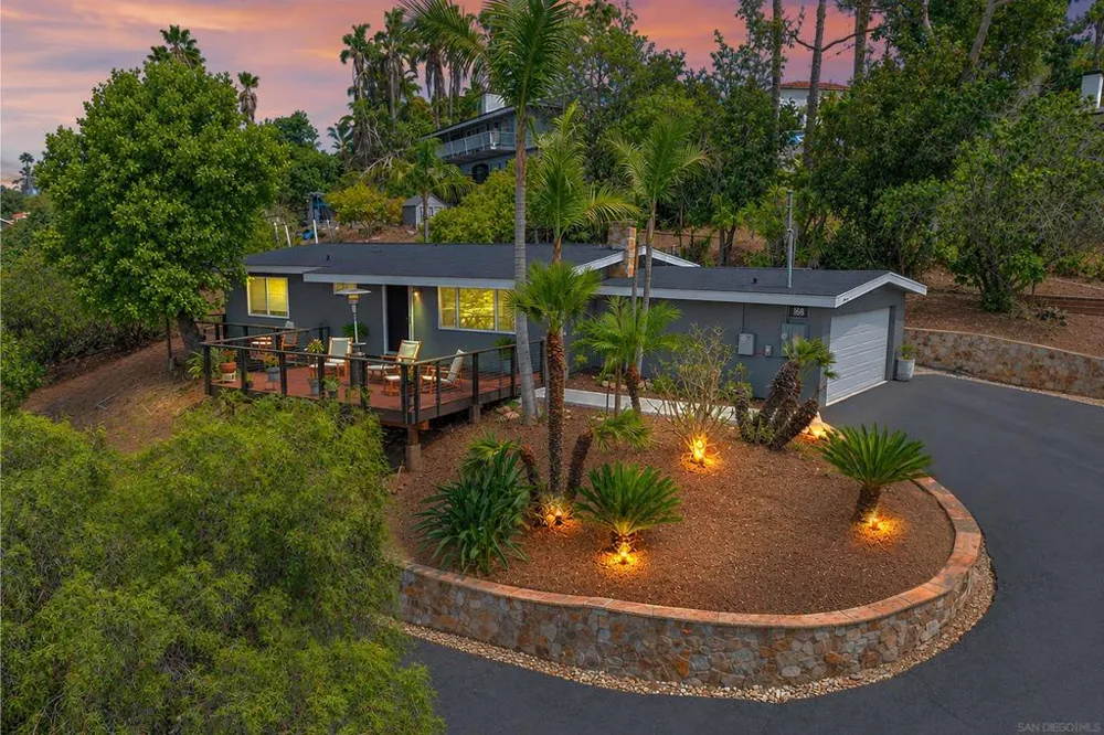 163 Ocean View Vista, CA 92084
