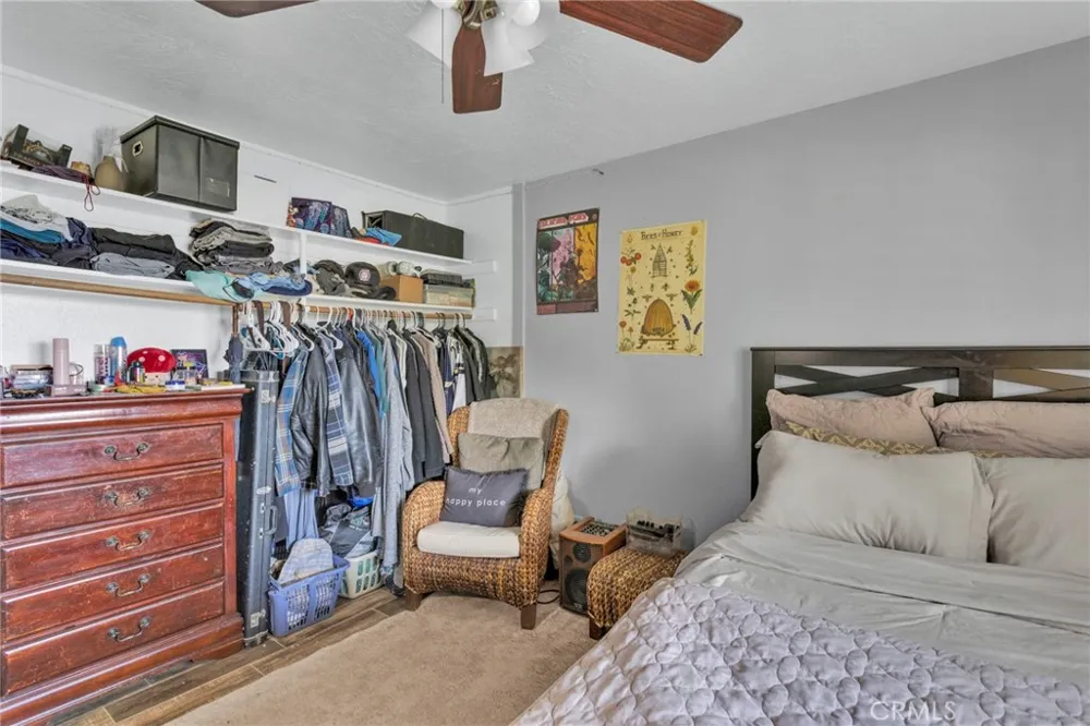 11846 Ivy Avenue Hesperia, CA 92345