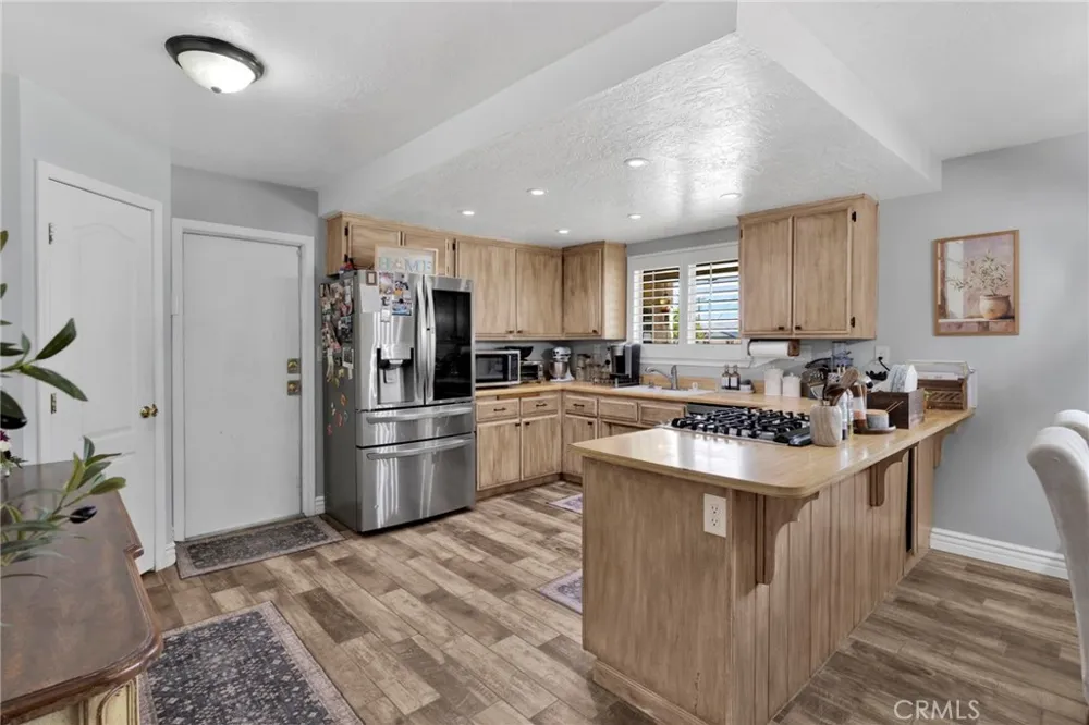 11846 Ivy Avenue Hesperia, CA 92345