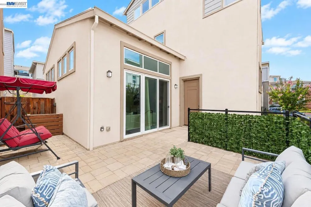 4398 Healdsburg Way Dublin, CA 94568