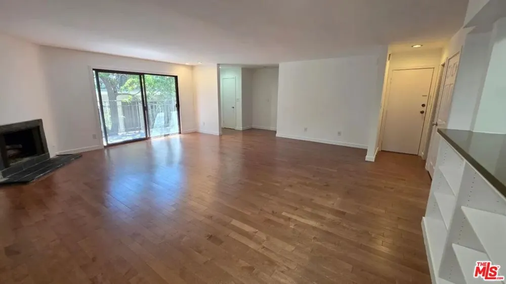 1018 6th Street #C Santa Monica, CA 90403