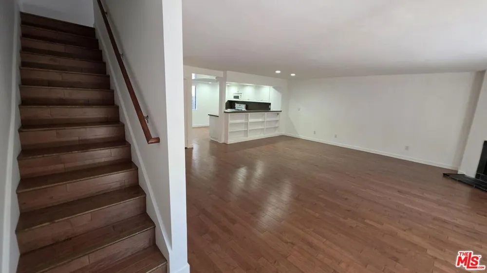 1018 6th Street #C Santa Monica, CA 90403