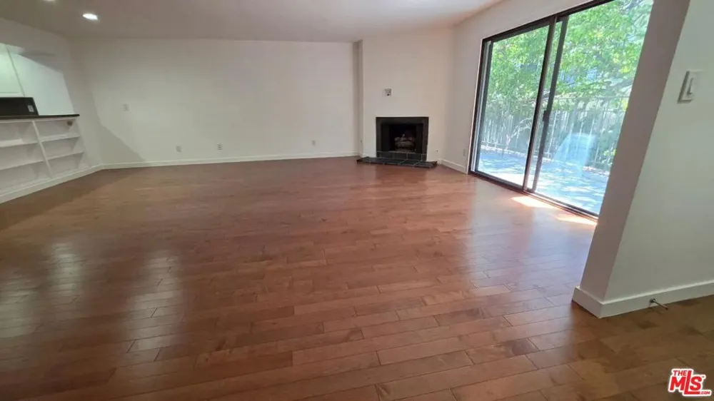 1018 6th Street #C Santa Monica, CA 90403