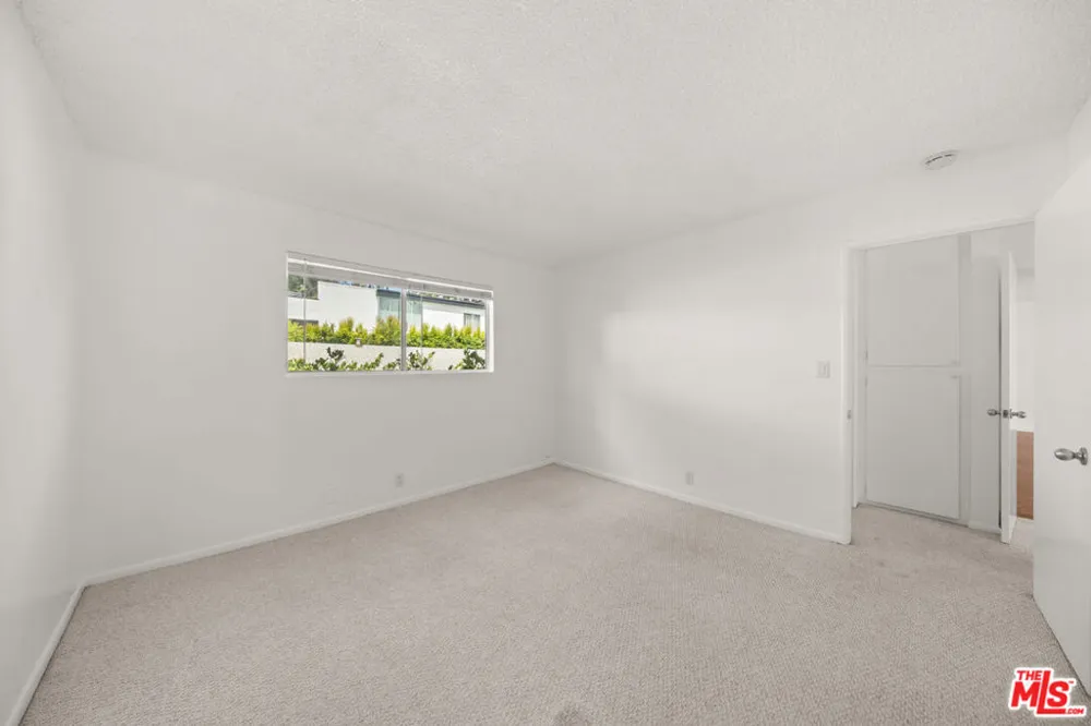 1010 21st Street #1 Santa Monica, CA 90403