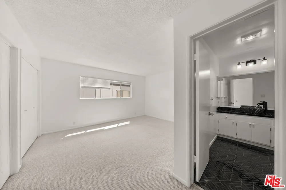 1010 21st Street #1 Santa Monica, CA 90403