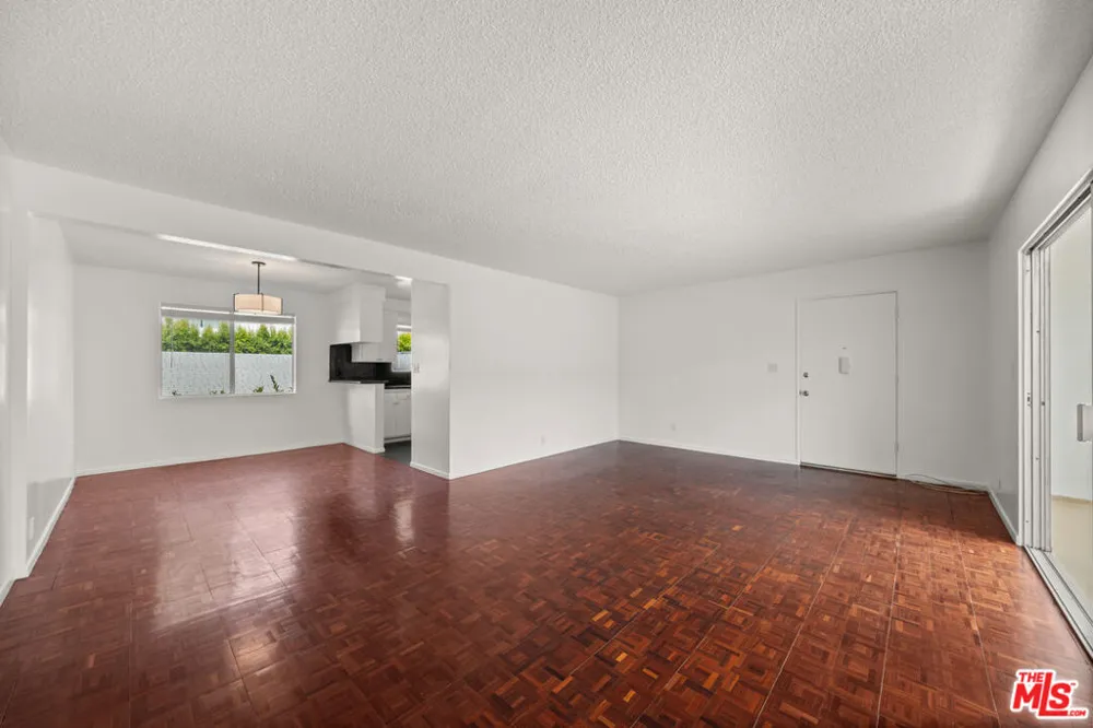 1010 21st Street #1 Santa Monica, CA 90403