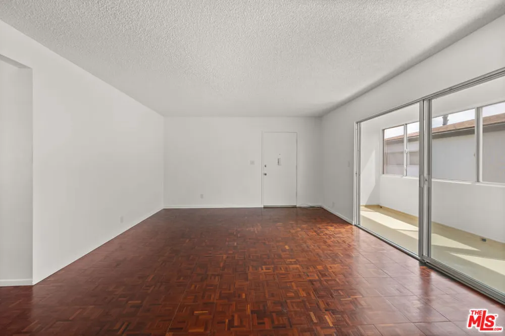 1010 21st Street #1 Santa Monica, CA 90403