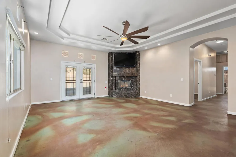 27325 Ventura Drive Cathedral City, CA 92234