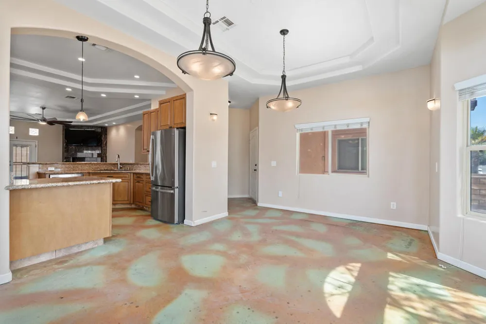 27325 Ventura Drive Cathedral City, CA 92234
