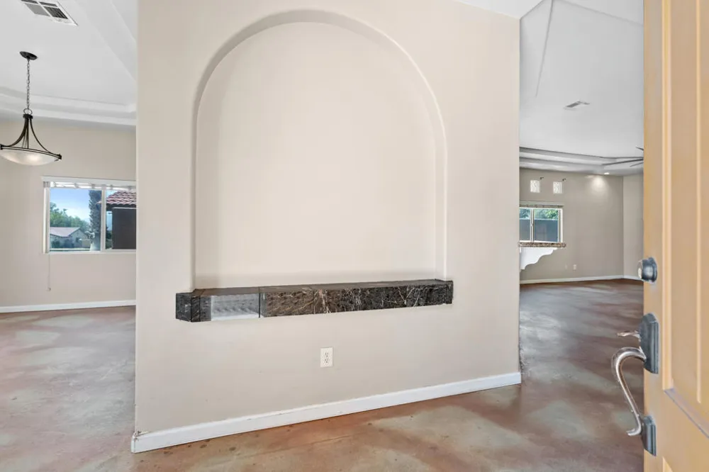 27325 Ventura Drive Cathedral City, CA 92234