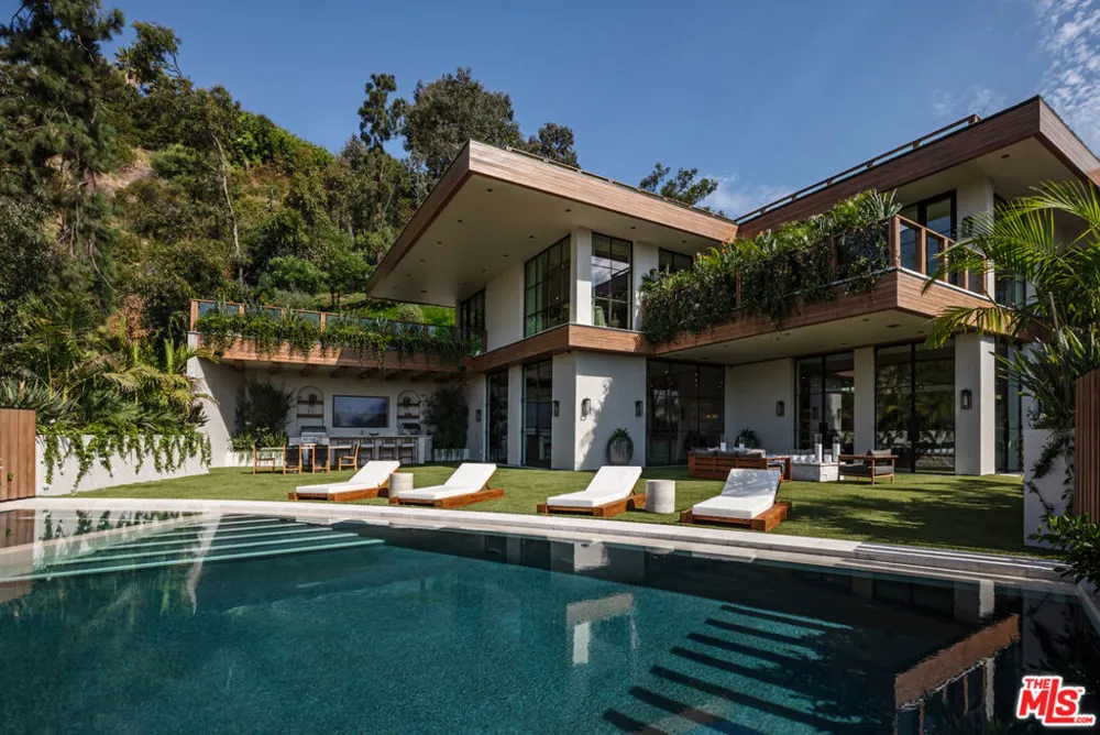 1465 Donhill Drive Beverly Hills, CA 90210