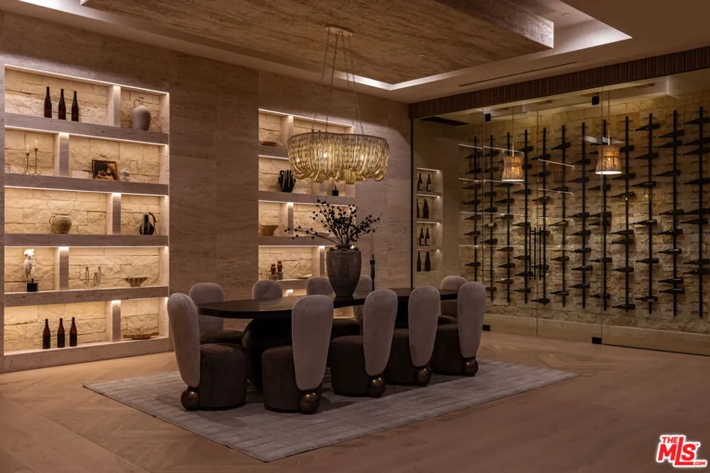 1465 Donhill Drive Beverly Hills, CA 90210