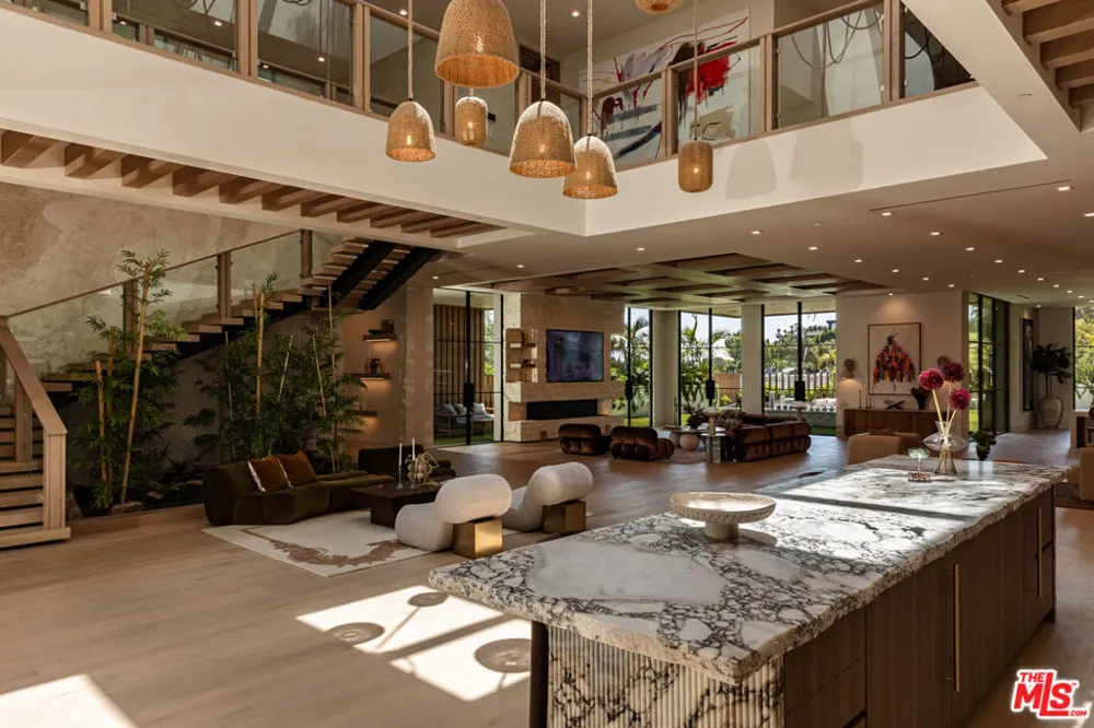 1465 Donhill Drive Beverly Hills, CA 90210