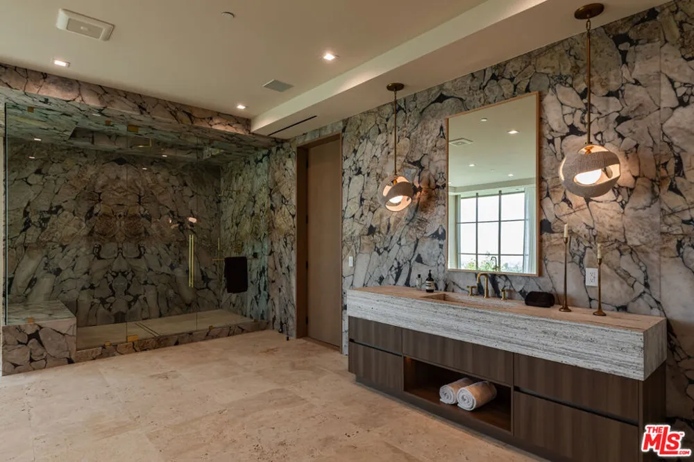 1465 Donhill Drive Beverly Hills, CA 90210