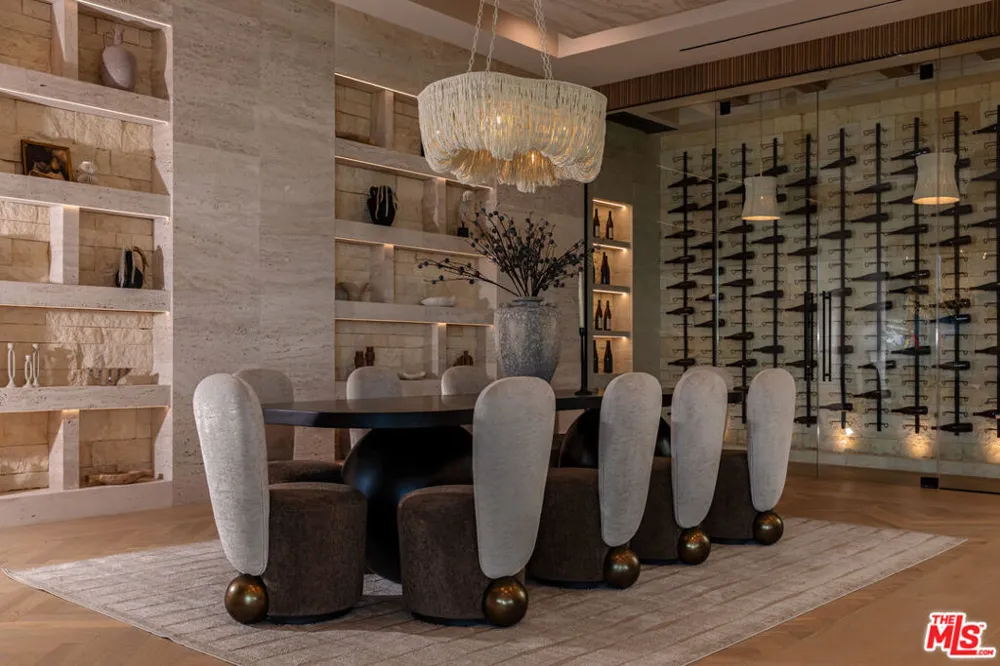 1465 Donhill Drive Beverly Hills, CA 90210