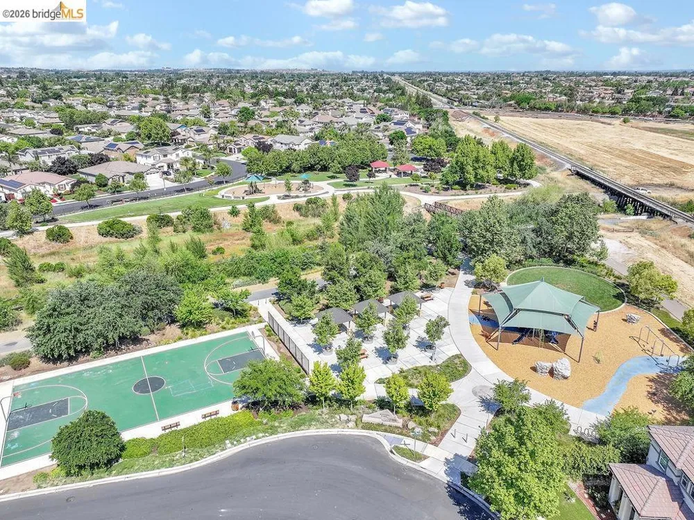 806 Queen Palm Ln Brentwood, CA 94513