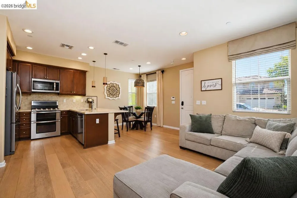 806 Queen Palm Ln Brentwood, CA 94513
