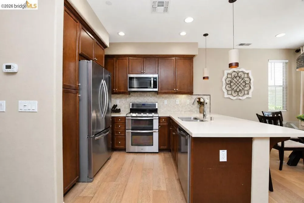 806 Queen Palm Ln Brentwood, CA 94513