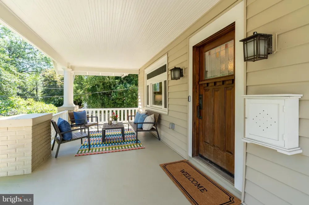 9220 COLUMBIA BOULEVARD Silver Spring, MD 20910