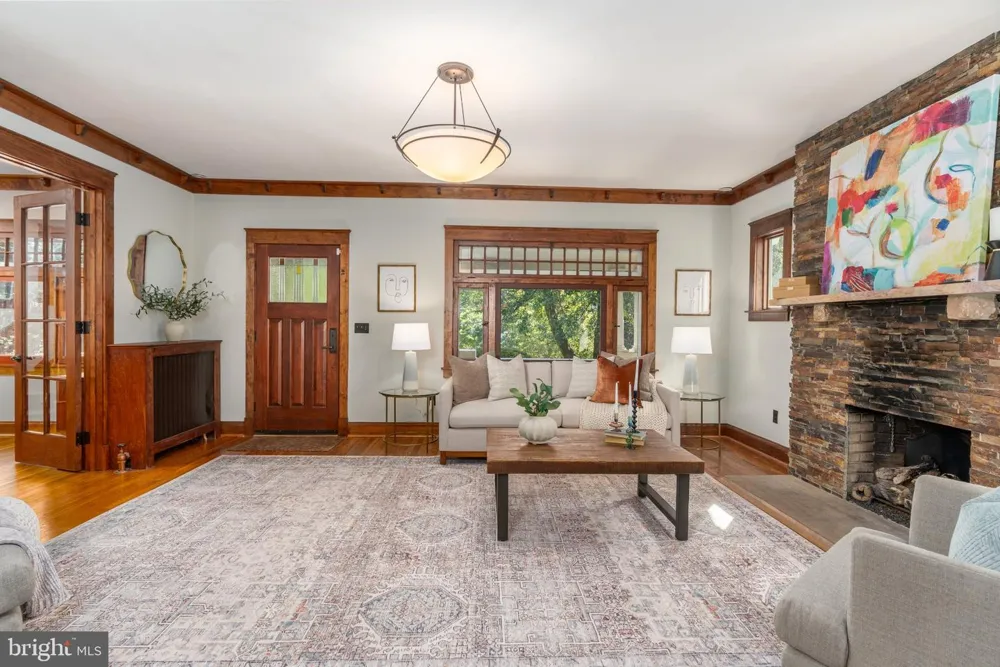 9220 COLUMBIA BOULEVARD Silver Spring, MD 20910