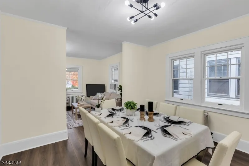 906 Dewitt St Linden City, NJ 07036
