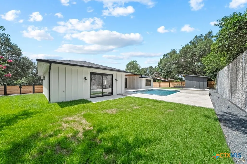 57 Ohio Street New Braunfels, TX 78130