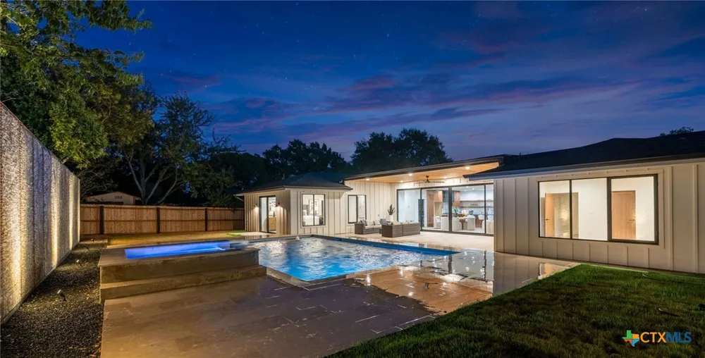 57 Ohio Street New Braunfels, TX 78130