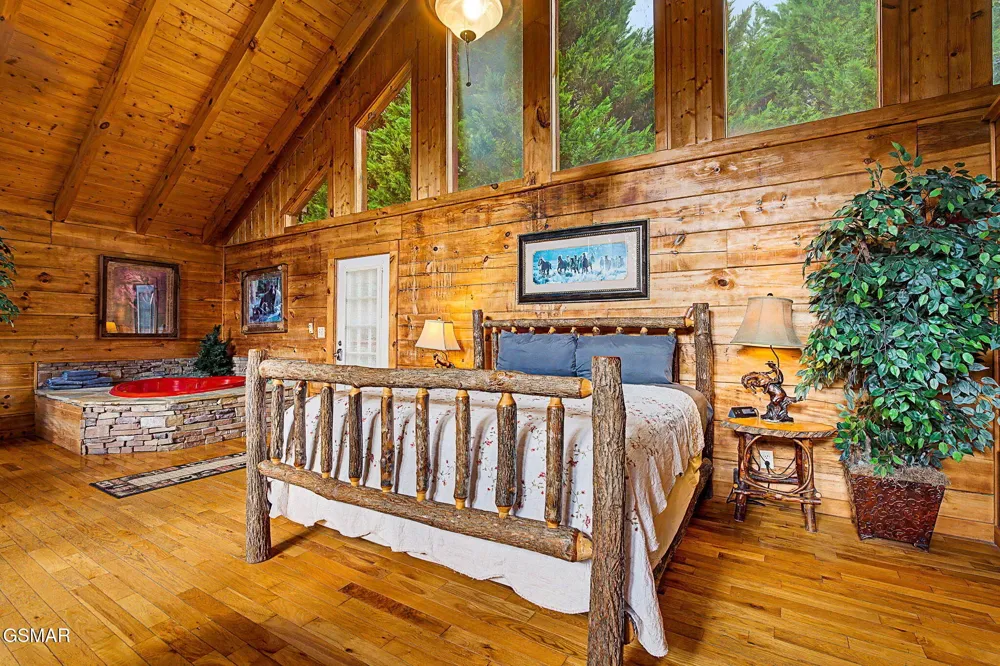 3022 Hatcher Mountain Road Sevierville, TN 37862