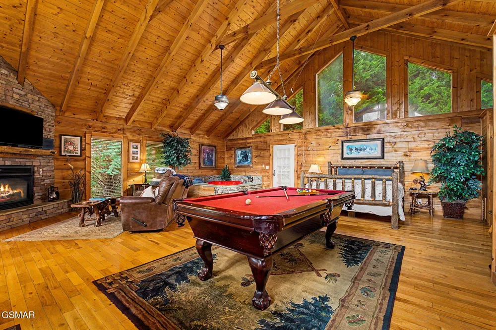 3022 Hatcher Mountain Road Sevierville, TN 37862
